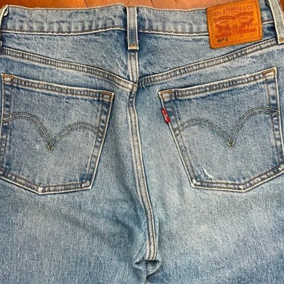 Levi’s 501 Vintage Distressed Skinny Jeans | Women’s 28W x 30L | Button Fly - Picture 1 of 15